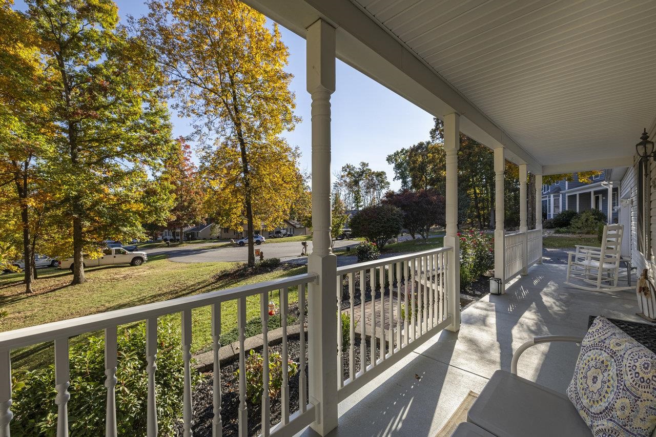 2500 OAK GROVE