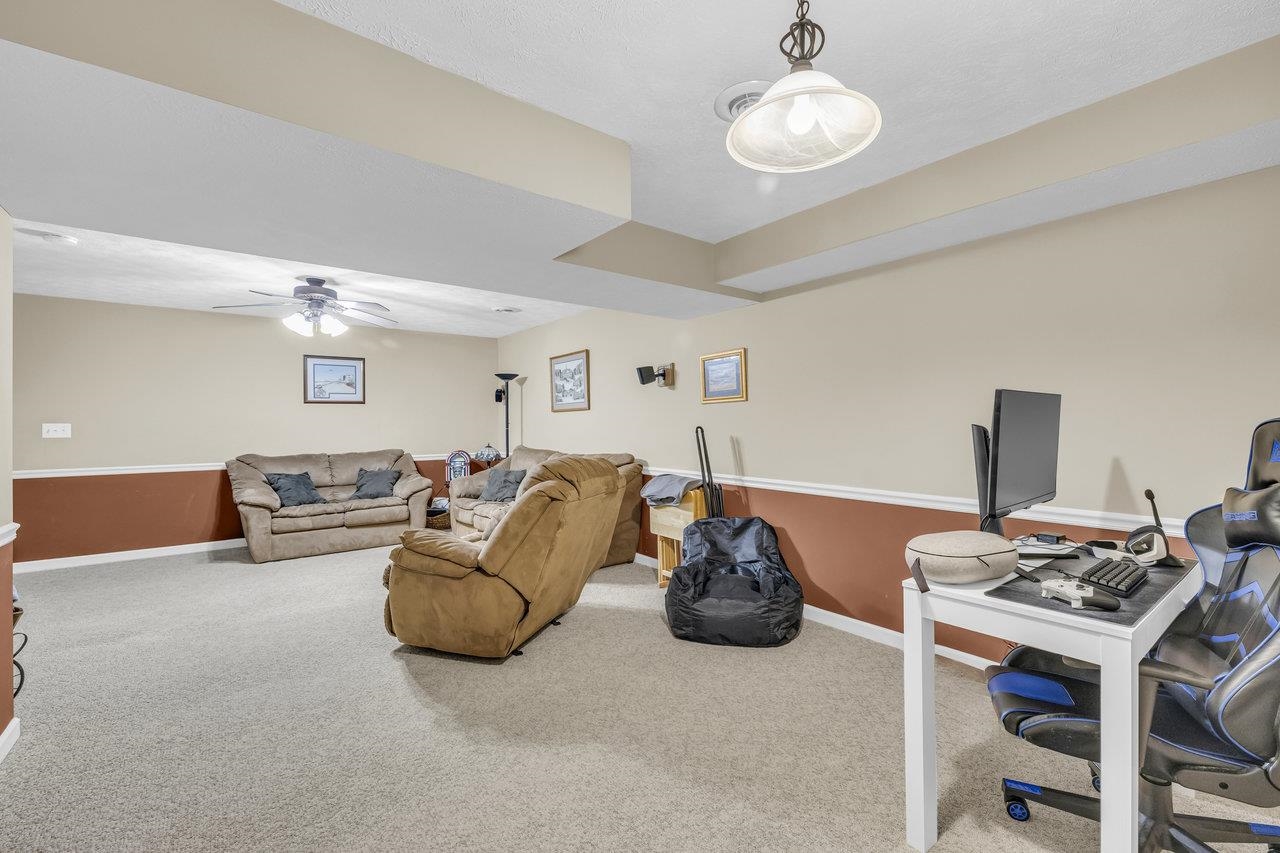 2500 OAK GROVE