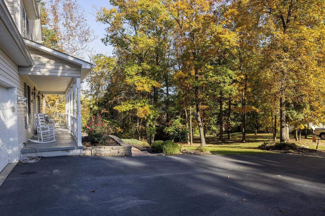 2500 OAK GROVE