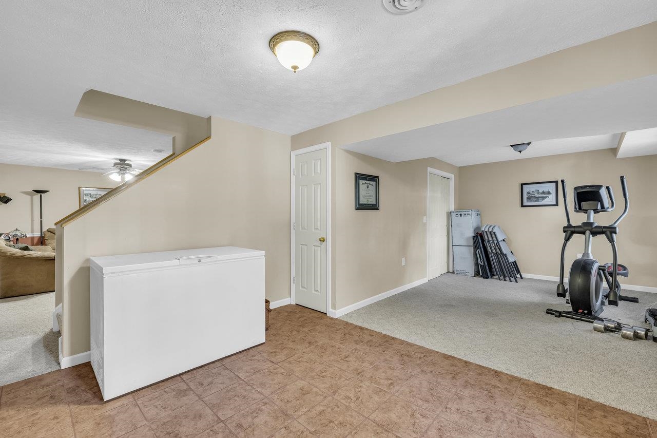 2500 OAK GROVE