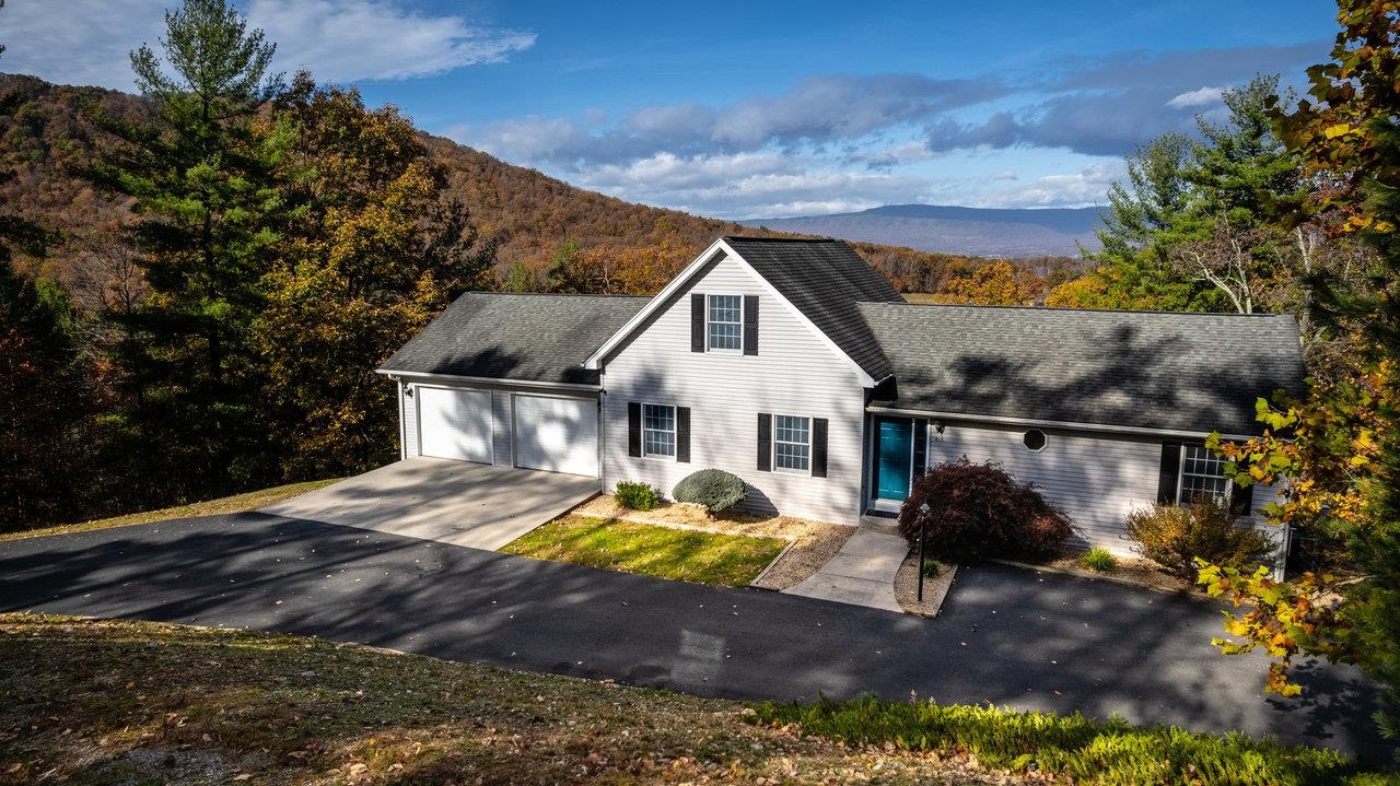 415 KNOB RD