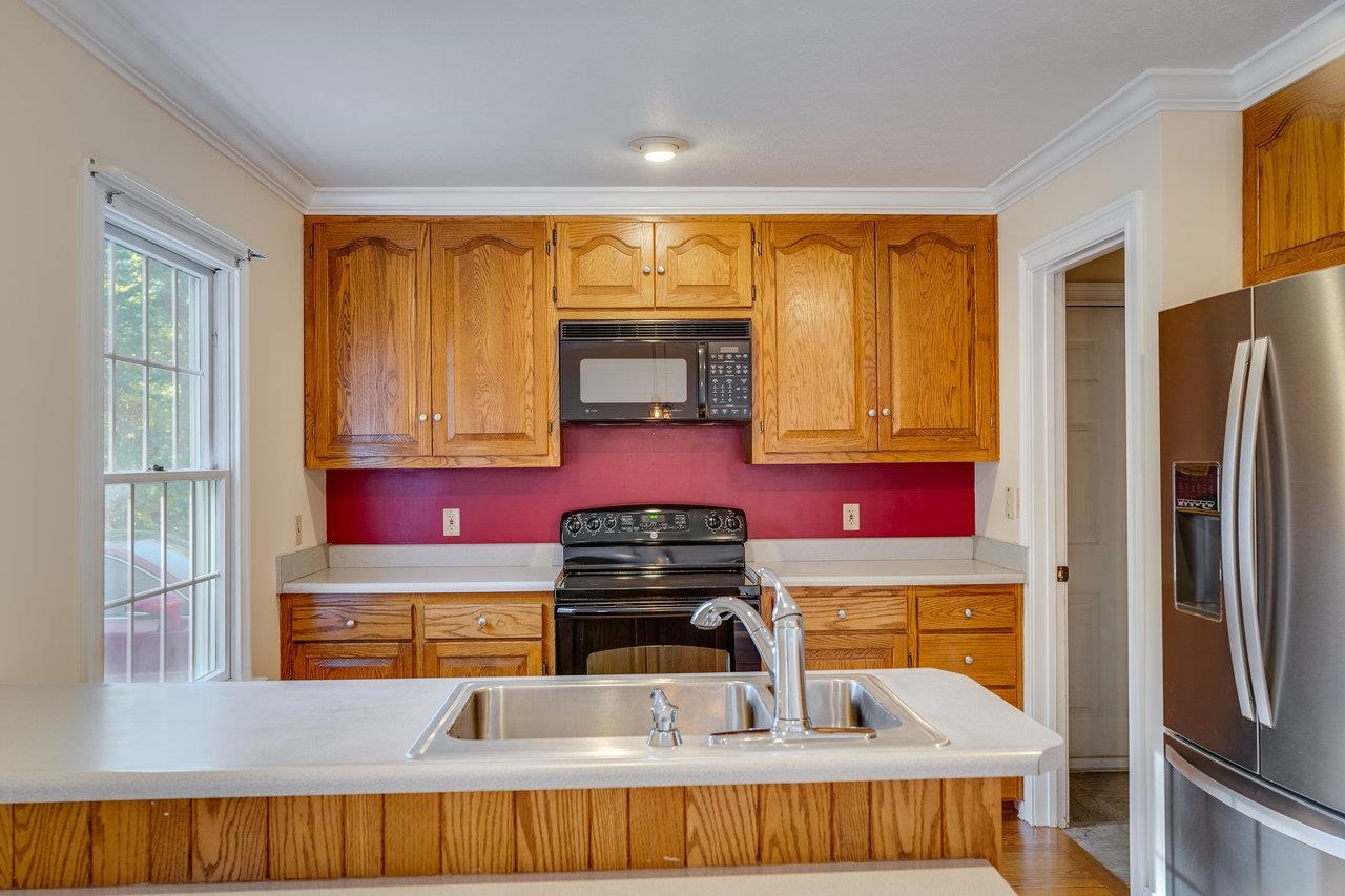 415 KNOB RD