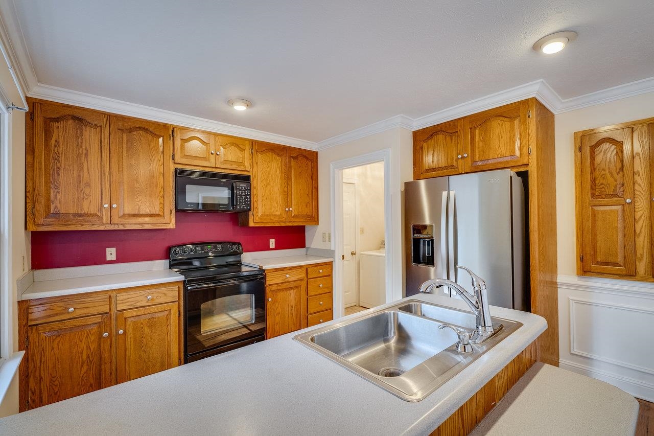 415 KNOB RD