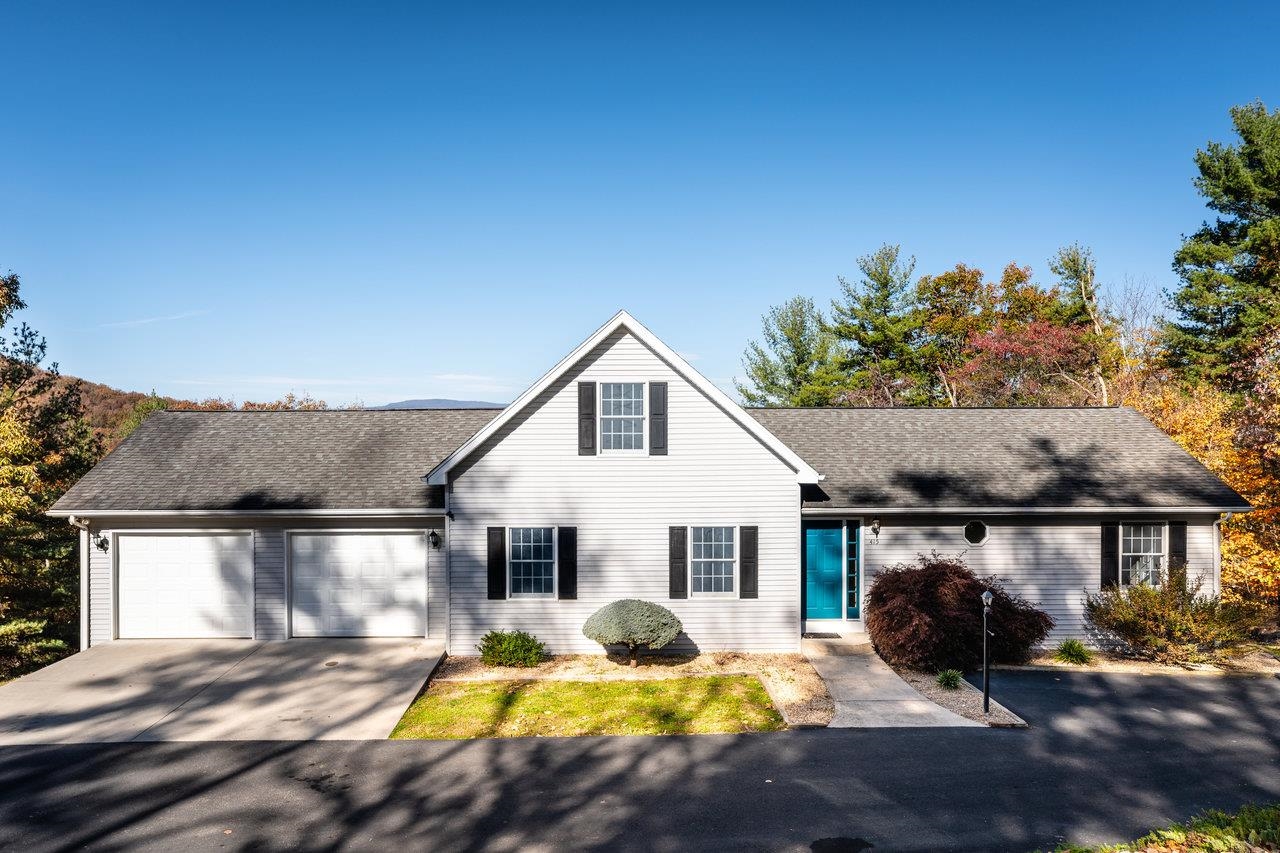 415 KNOB RD