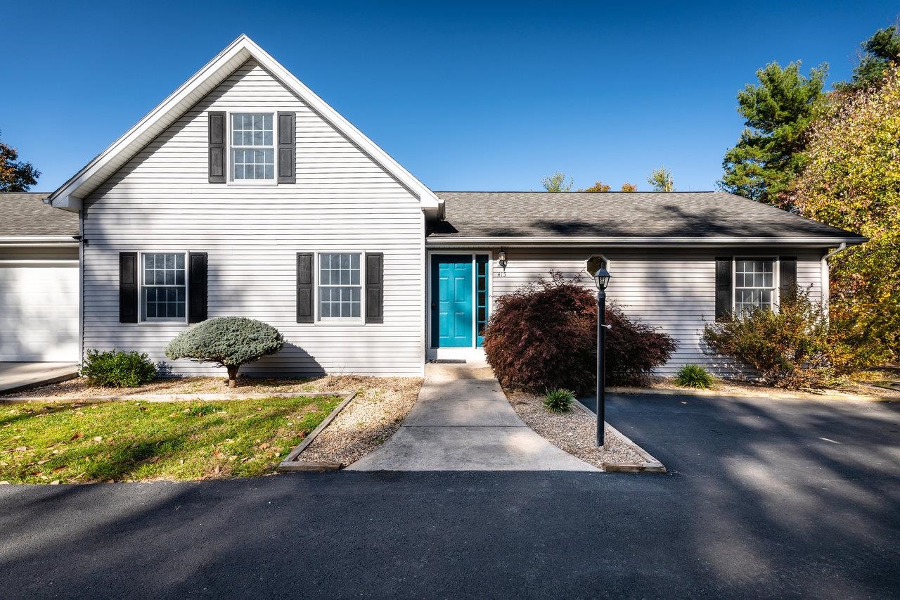 415 KNOB RD