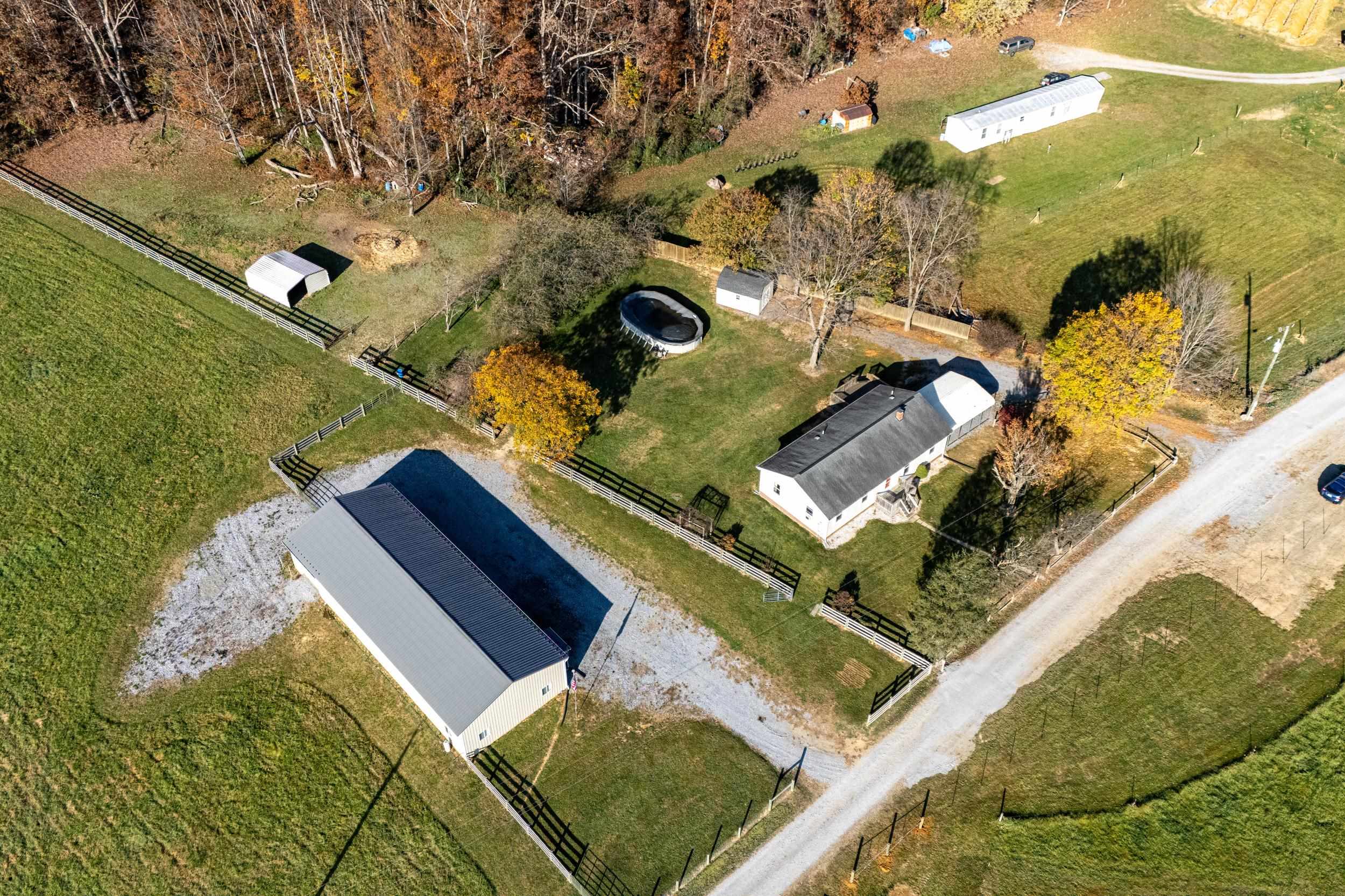 2324 NEWTOWN RD