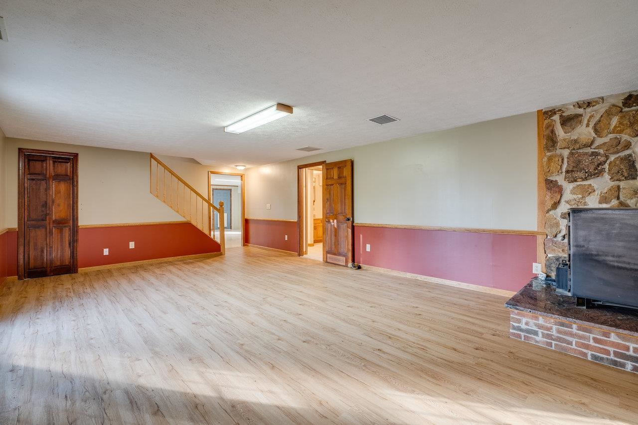 230 RURAL DR