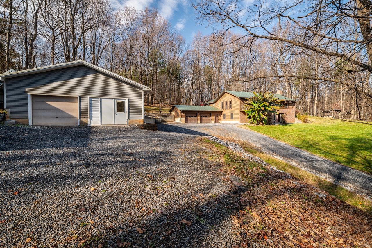 230 RURAL DR