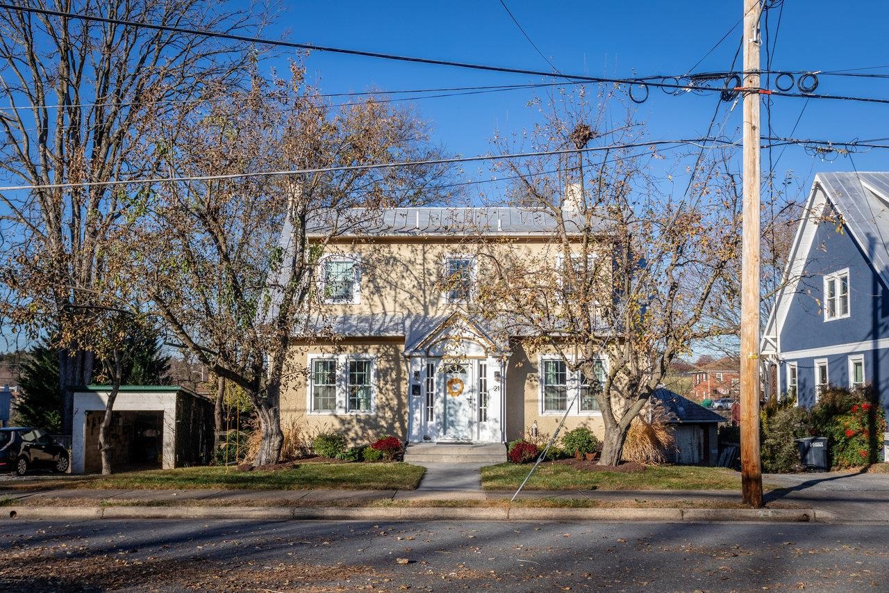21 N WILLOW ST