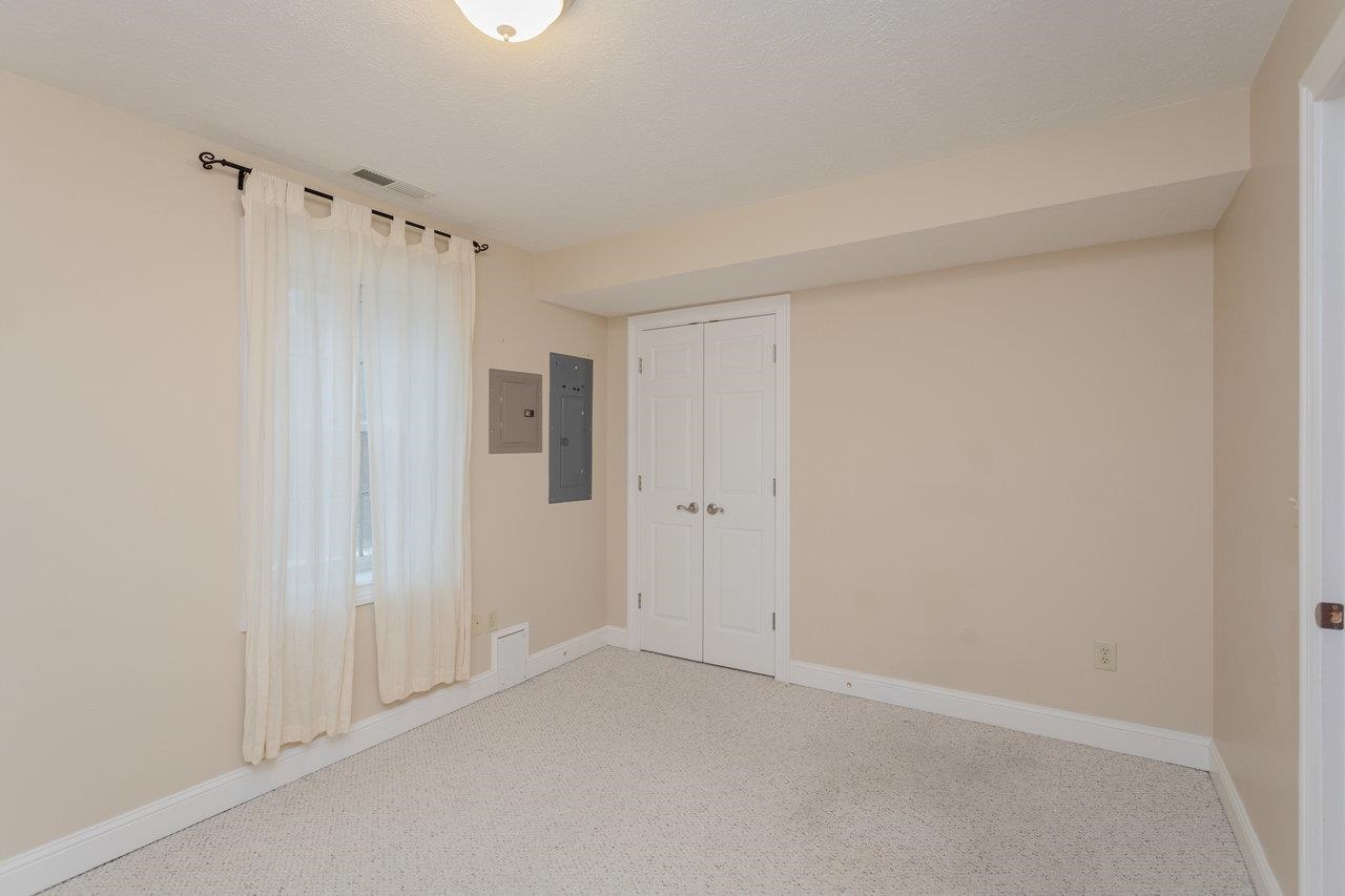 305 CONFEDERACY DR