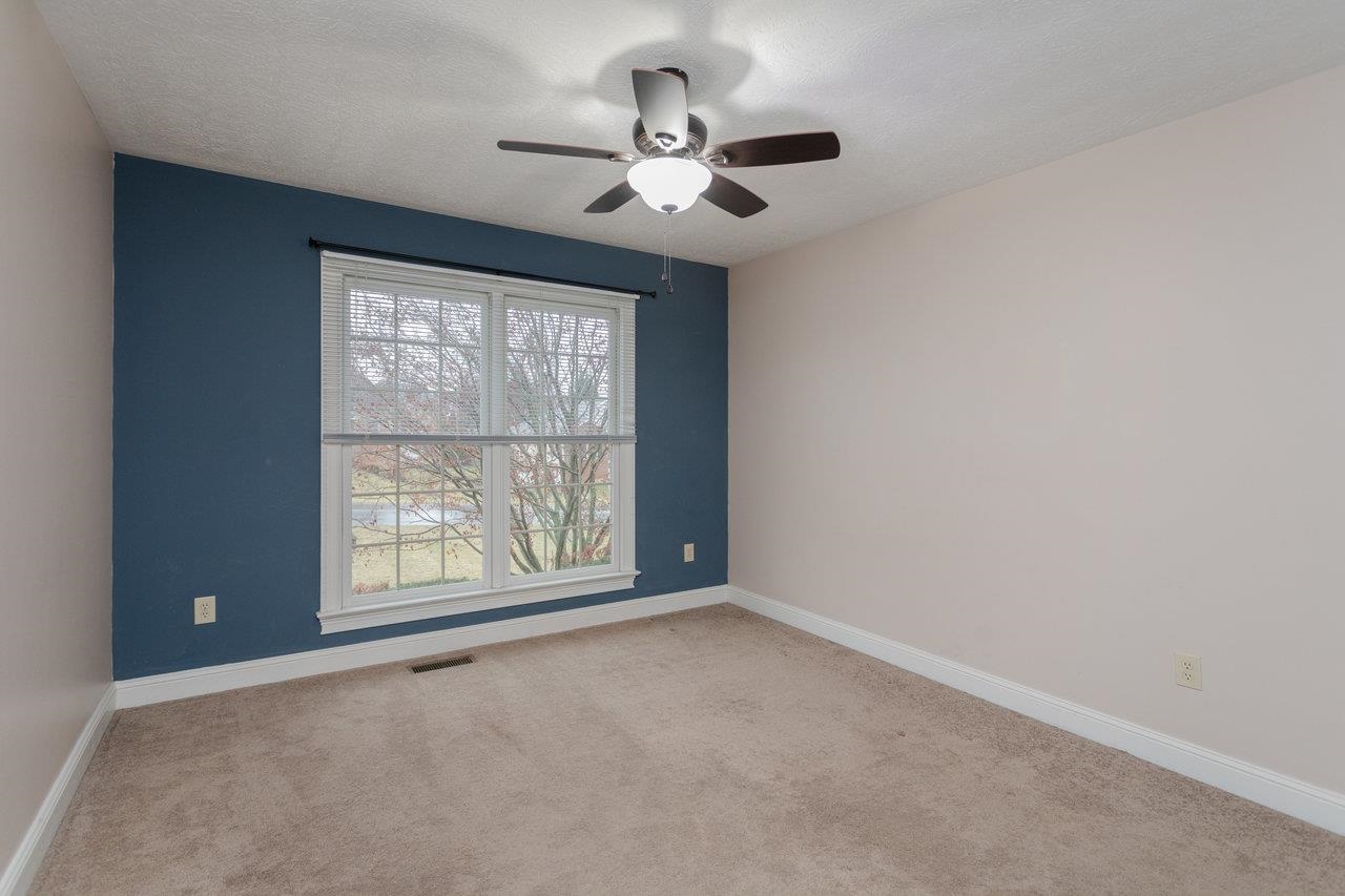 305 CONFEDERACY DR