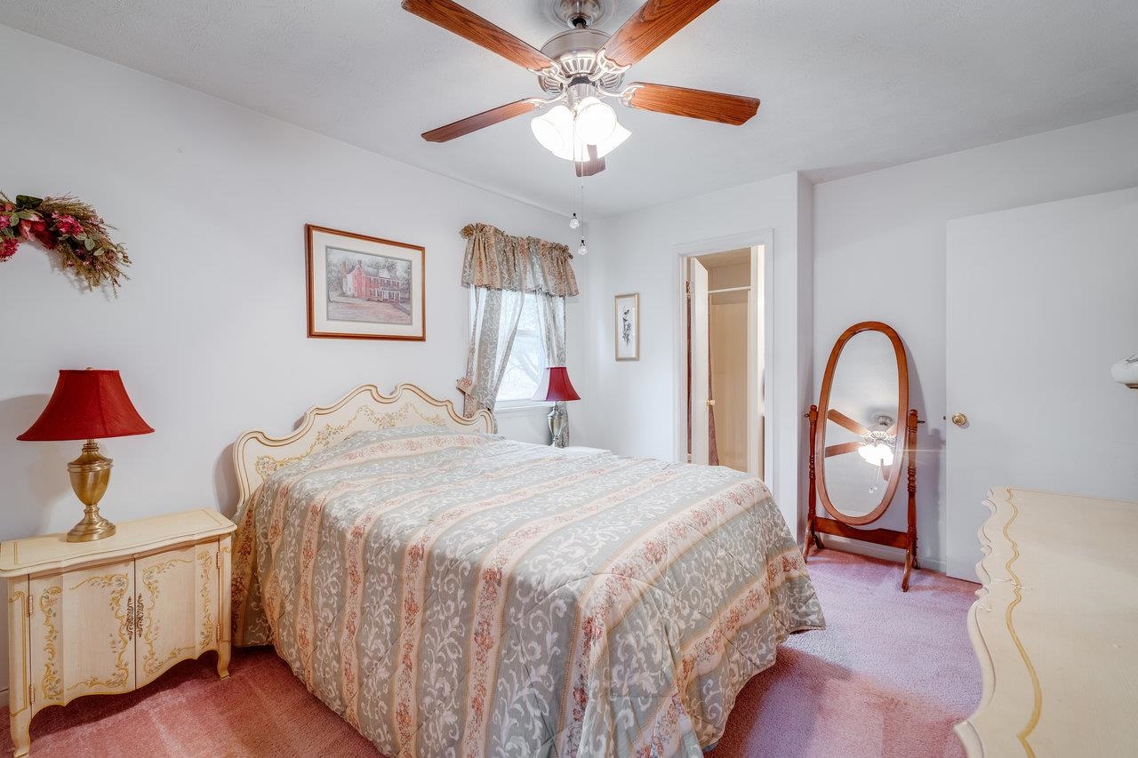 156 ABBOTT CIR