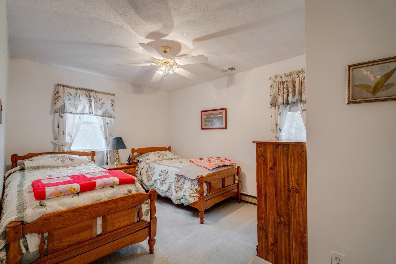 156 ABBOTT CIR
