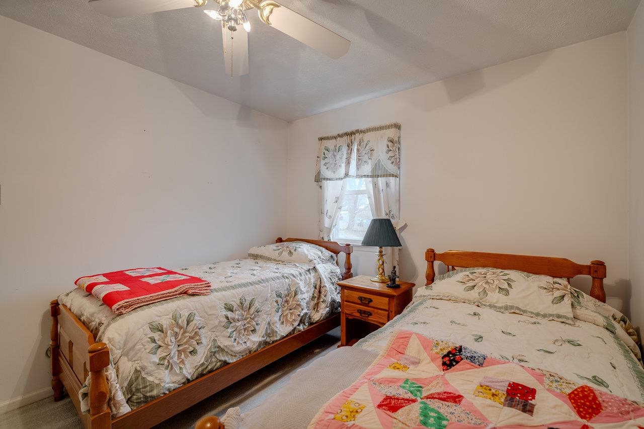 156 ABBOTT CIR