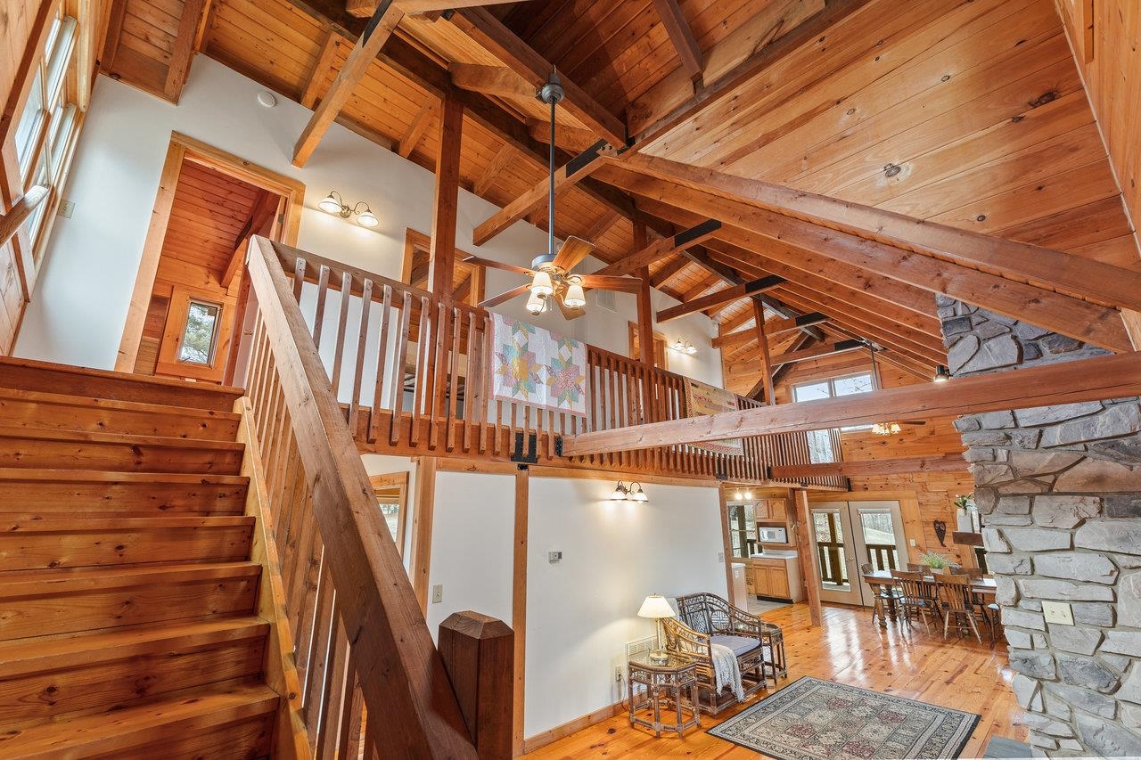 3523 RIVERBEND DR