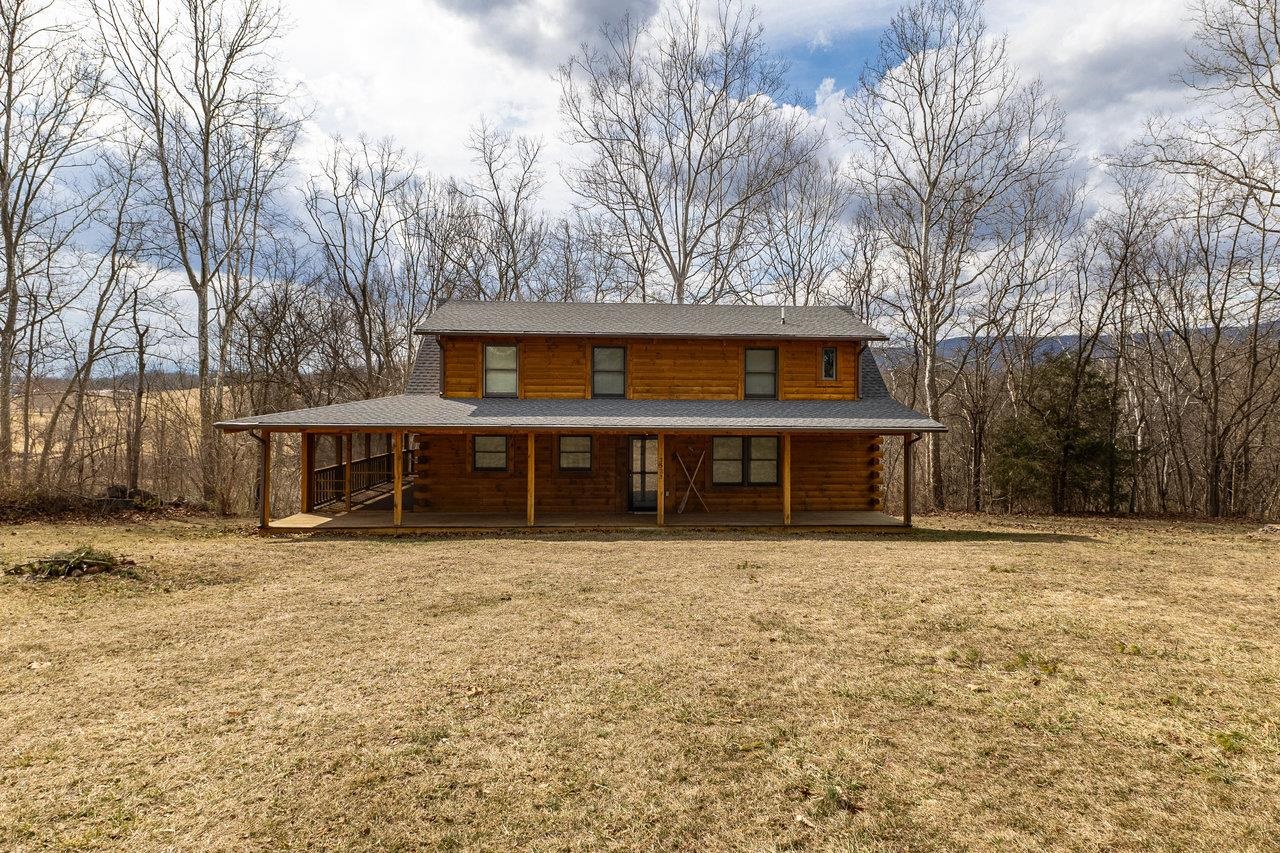 3523 RIVERBEND DR
