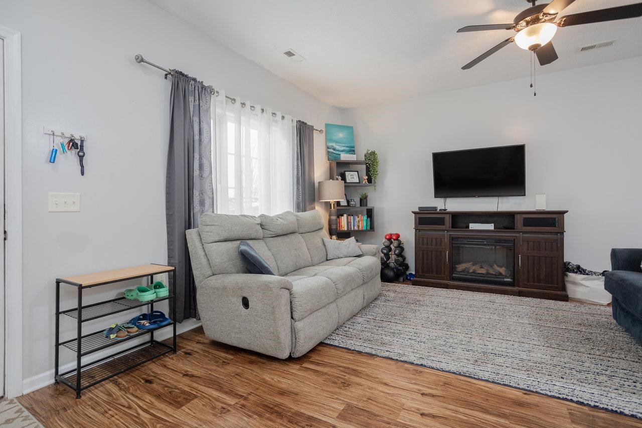 29 CANTERMILL LN