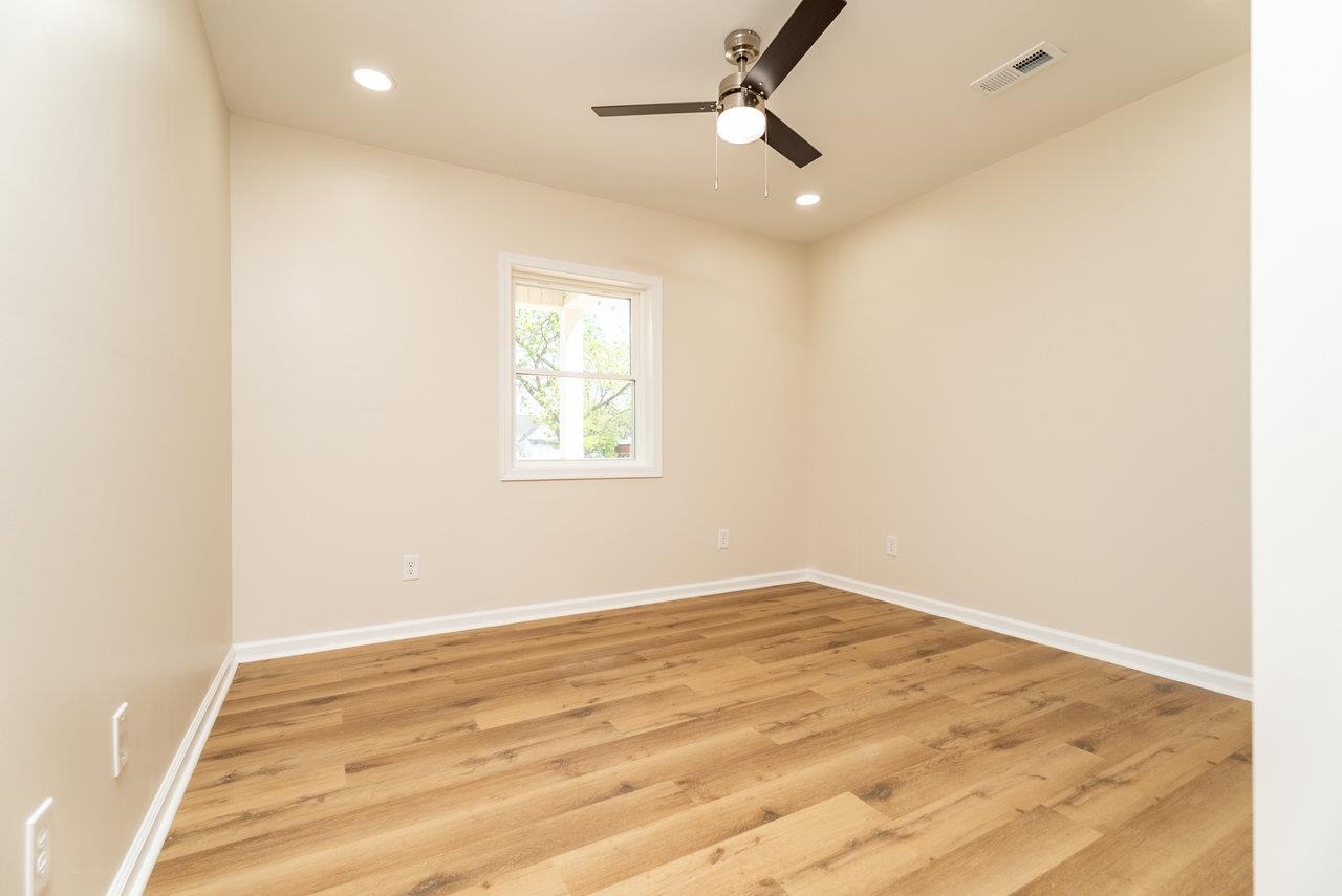 635 WIRT AVE