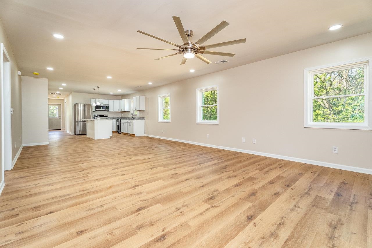 635 WIRT AVE