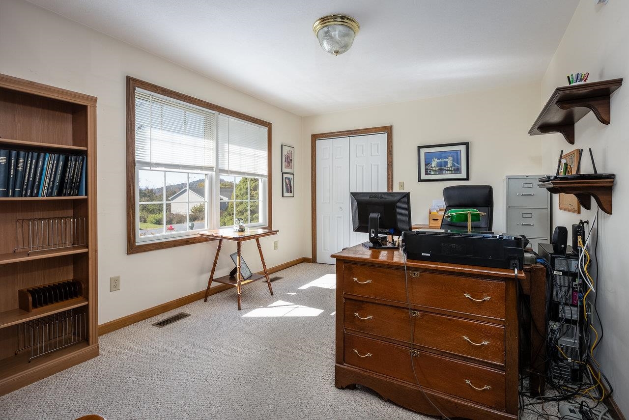 111 PRICE DR