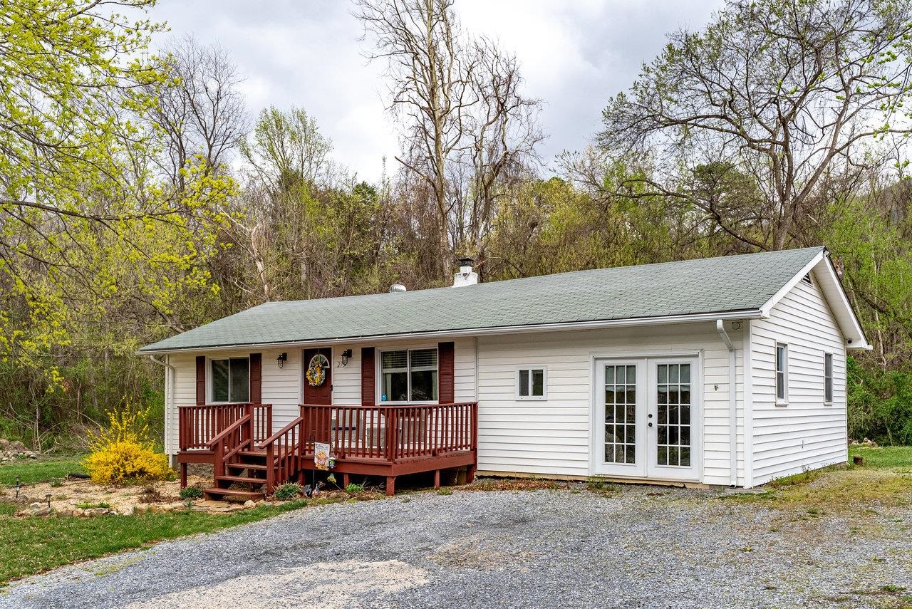 275 IDA HOLLOW RD