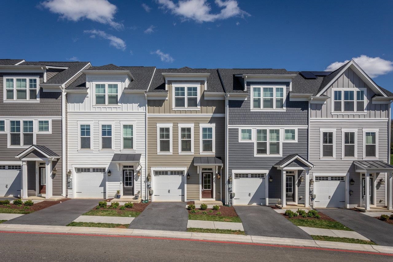 3393 MONTEREY DR