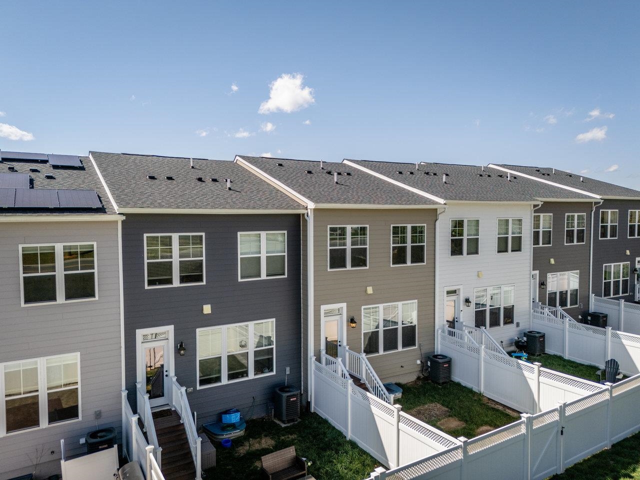 3393 MONTEREY DR