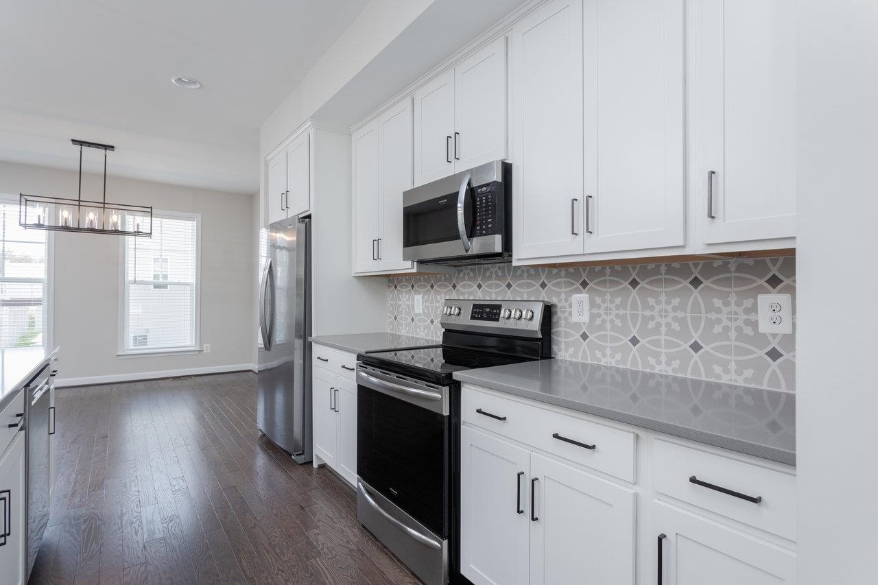 3393 MONTEREY DR