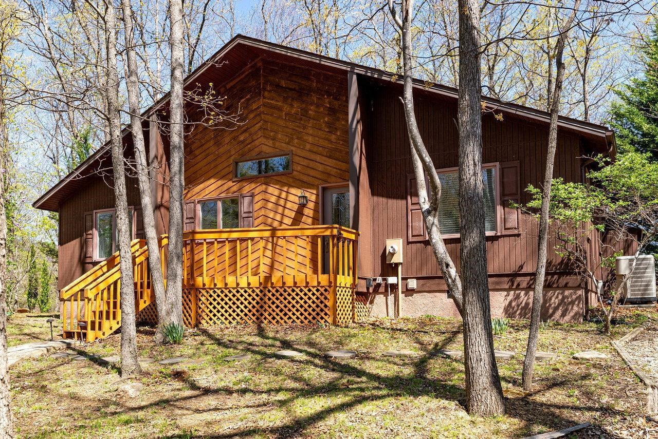 2829 LANIER LN