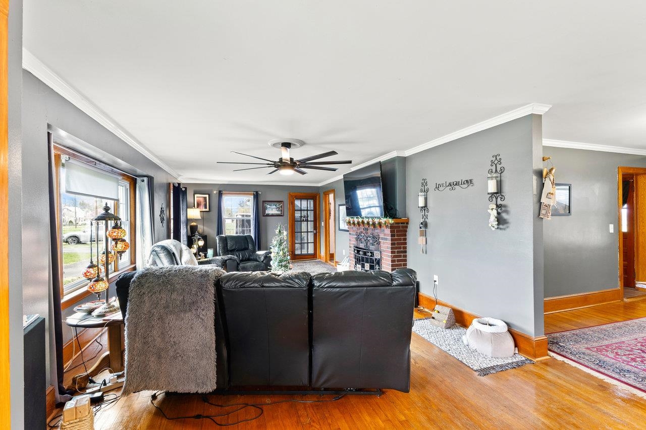 9452 MCGAHEYSVILLE RD