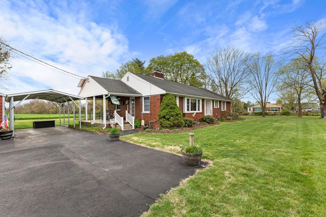 9452 MCGAHEYSVILLE RD