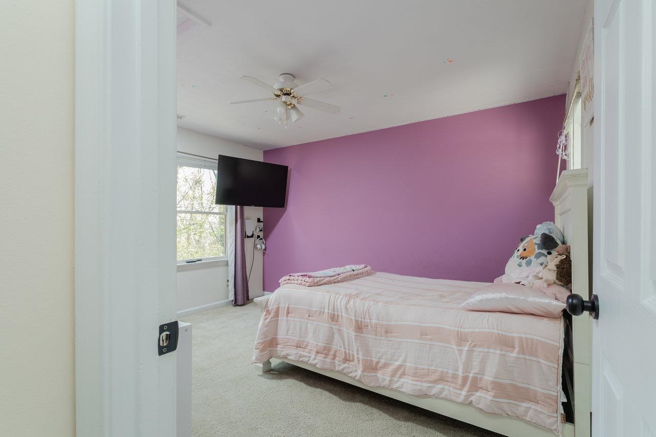 588 FLOWER DR