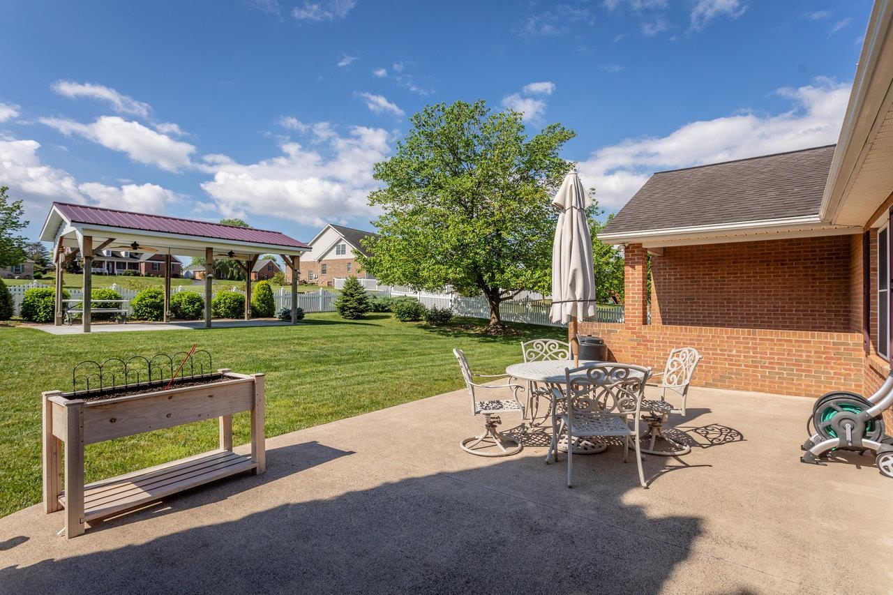 2799 GREENWAY CT