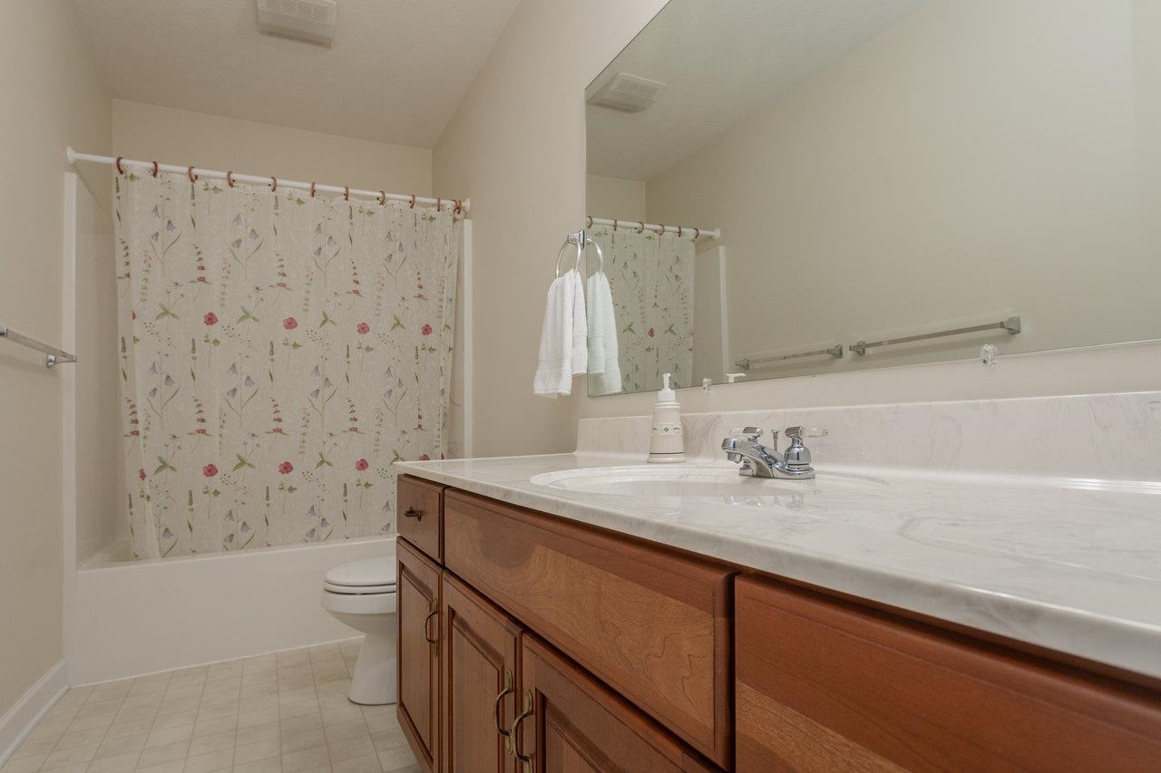 2799 GREENWAY CT