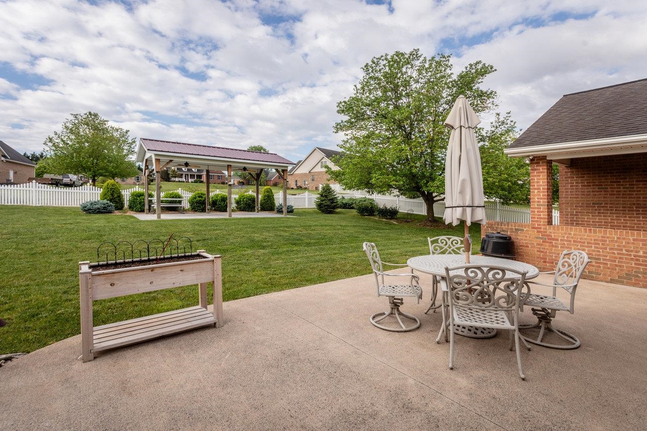 2799 GREENWAY CT
