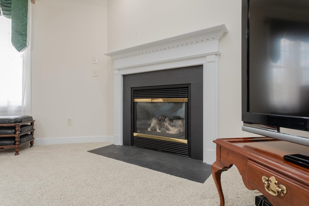 2799 GREENWAY CT