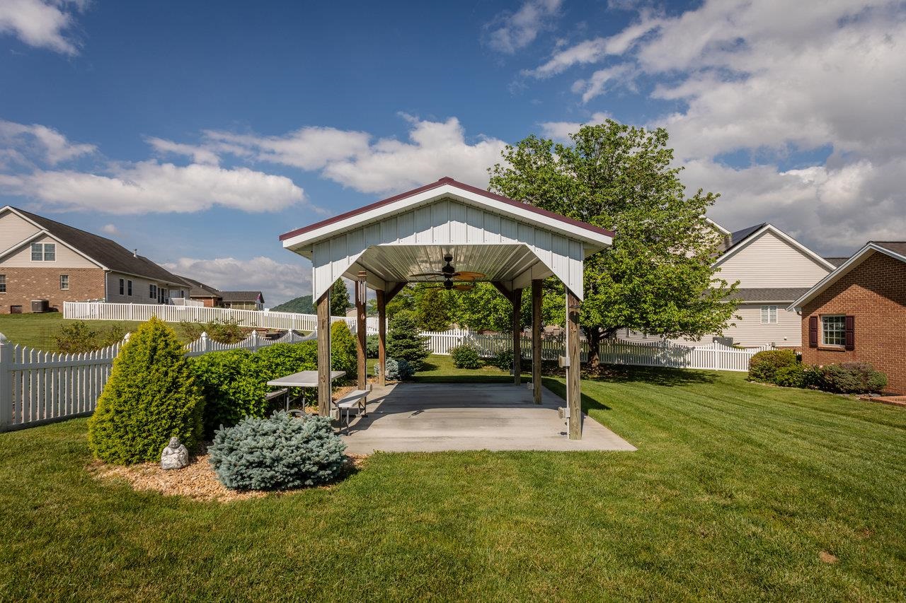2799 GREENWAY CT