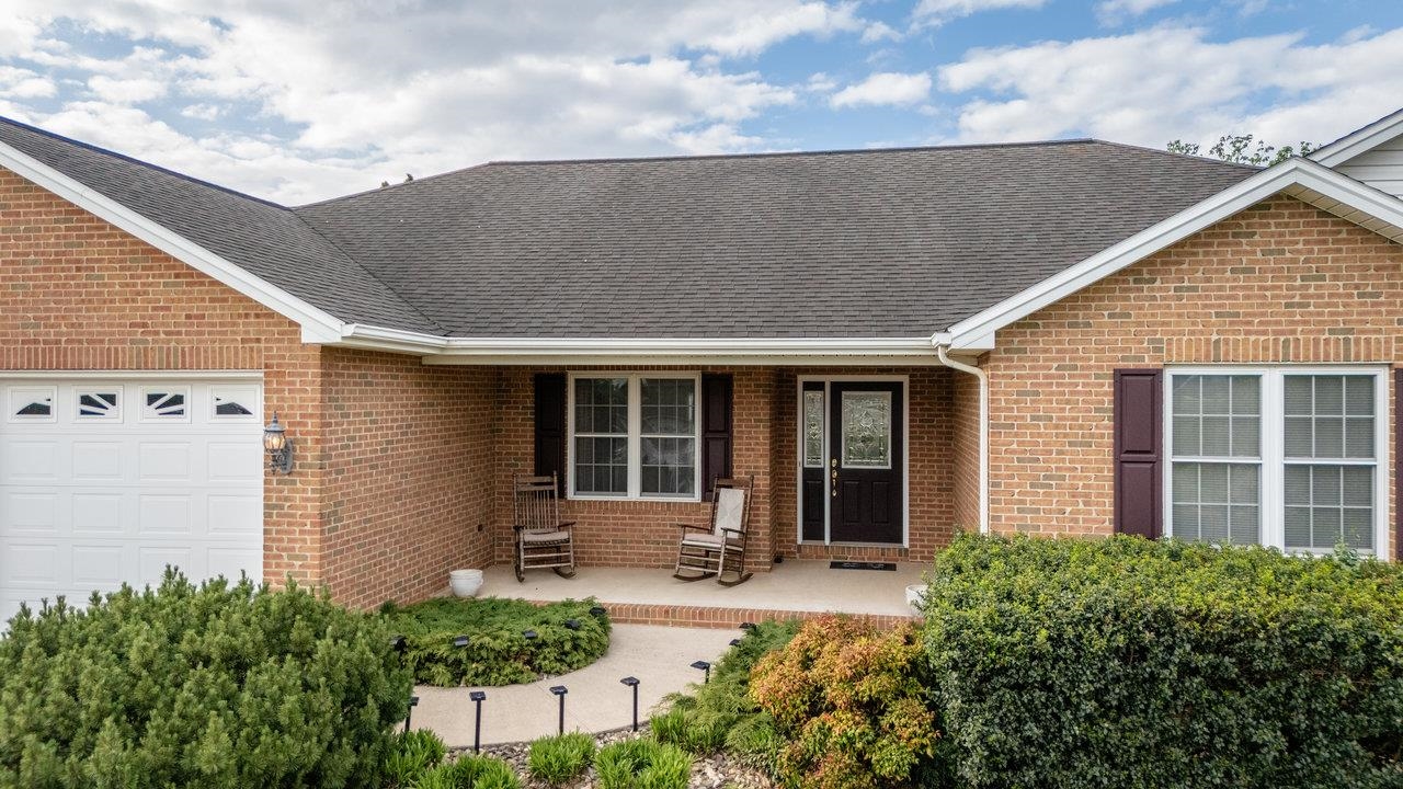 2799 GREENWAY CT