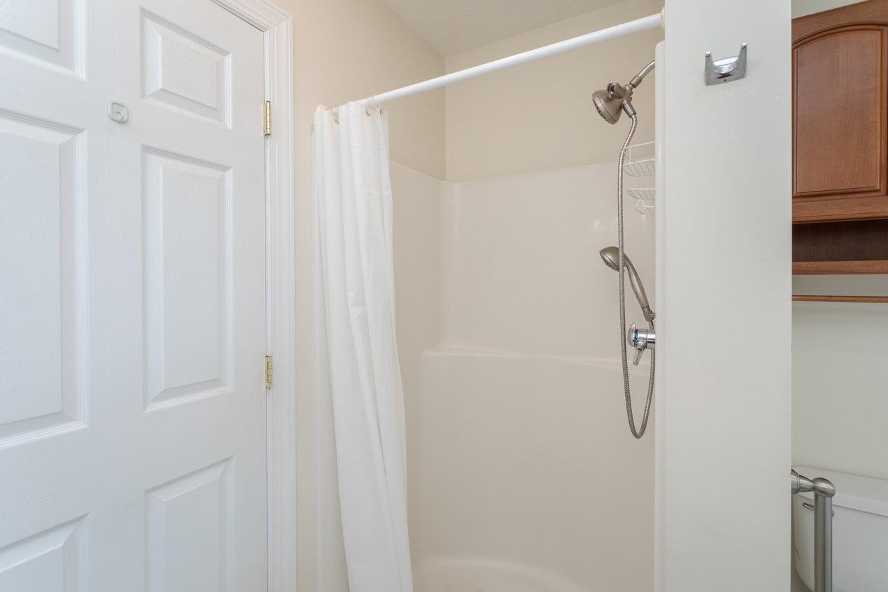 2799 GREENWAY CT