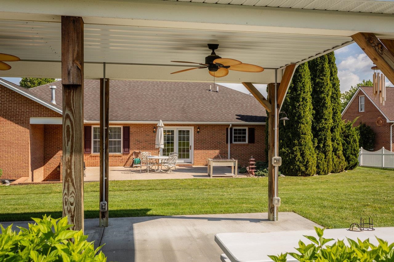 2799 GREENWAY CT