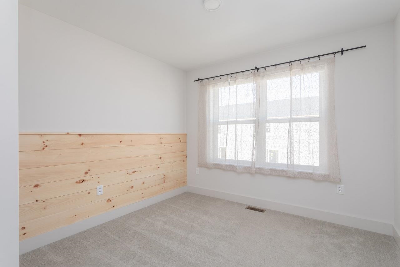 14 FIELD CT