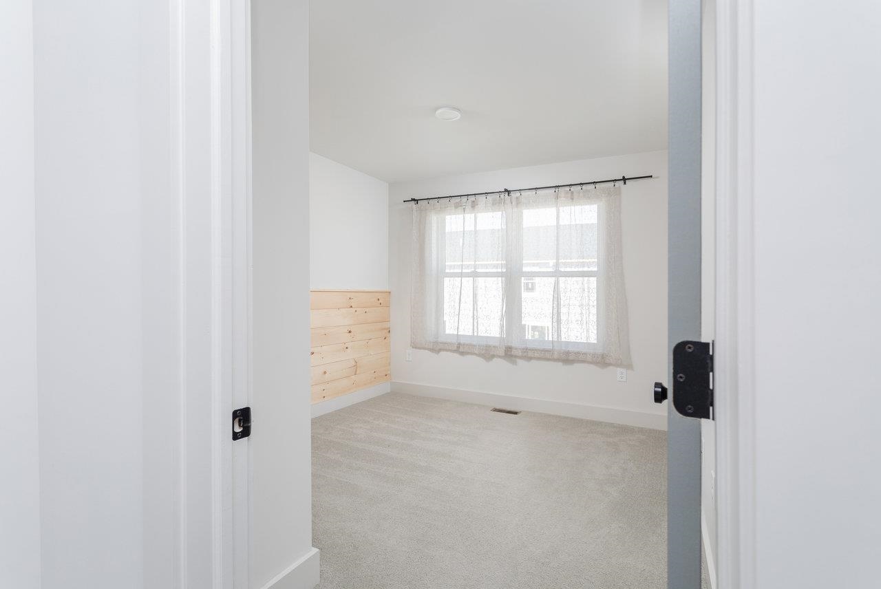 14 FIELD CT