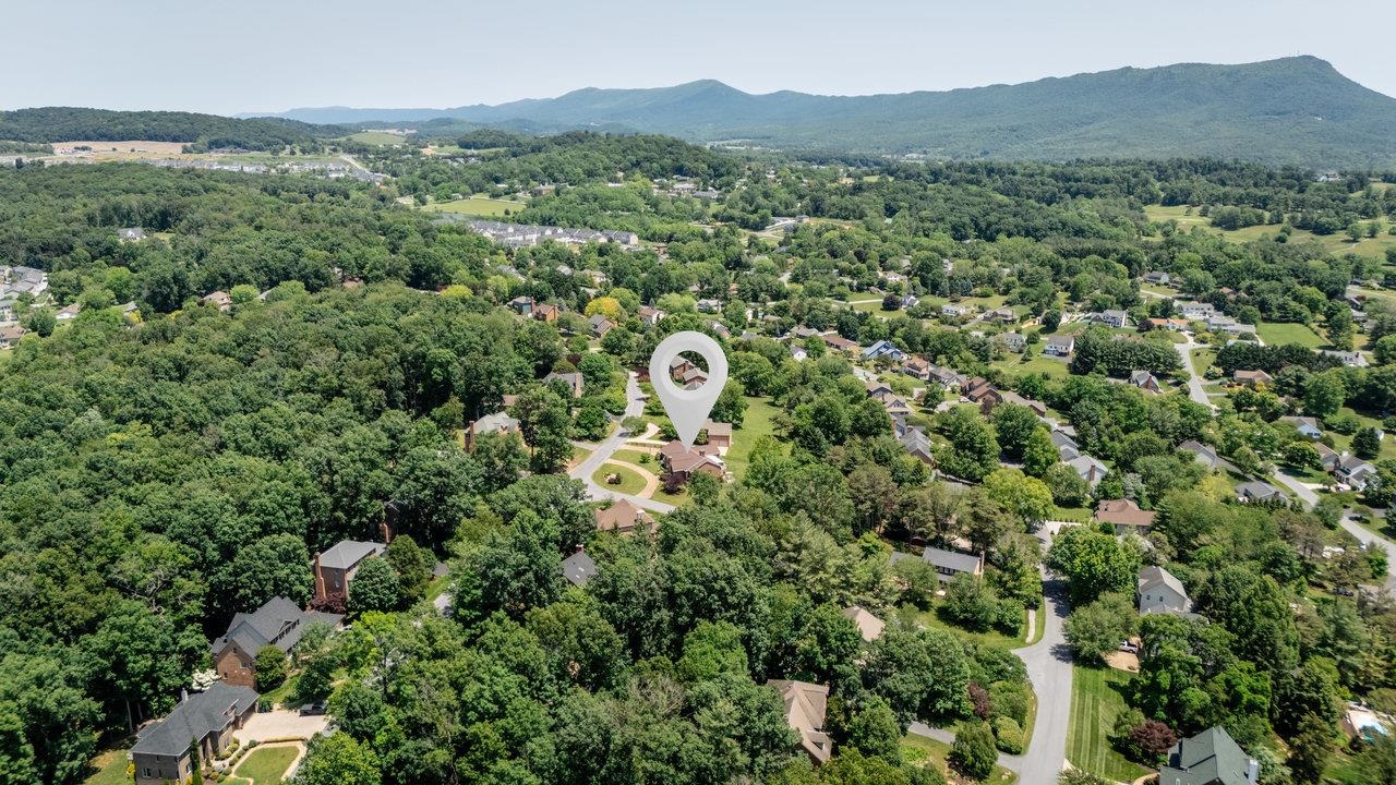 1492 CUMBERLAND DR