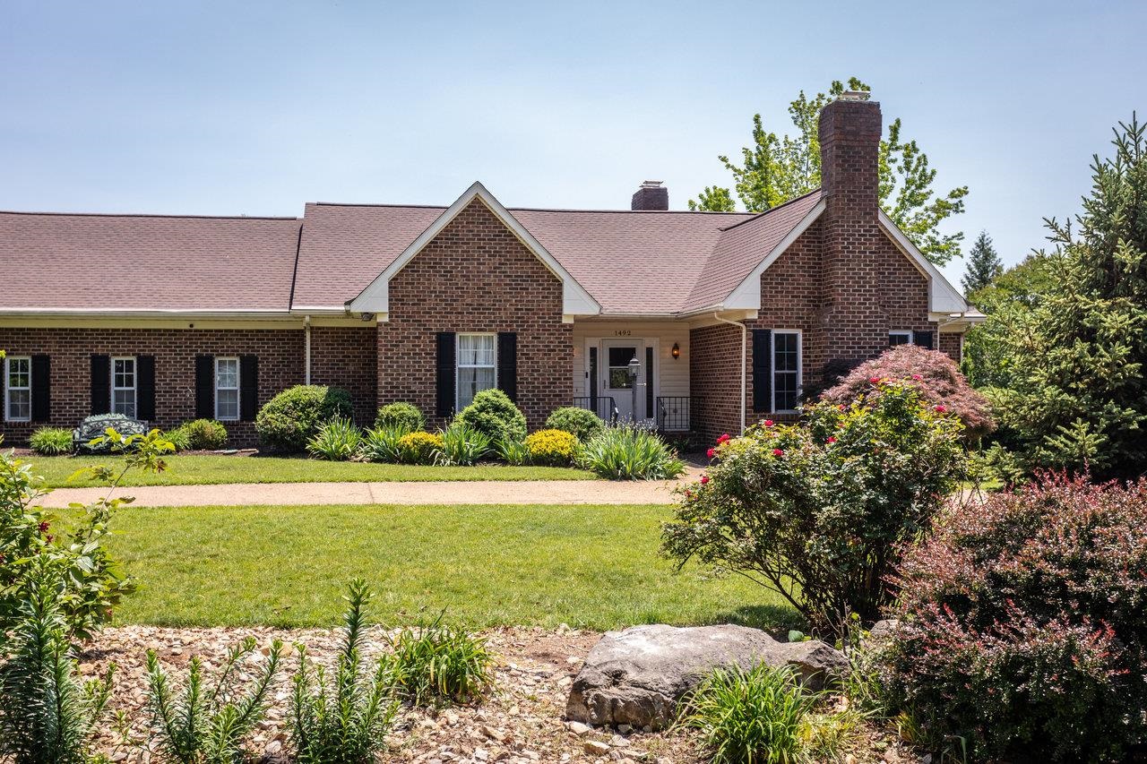 1492 CUMBERLAND DR