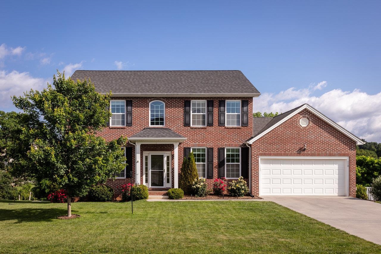 110 JILLIAN LN