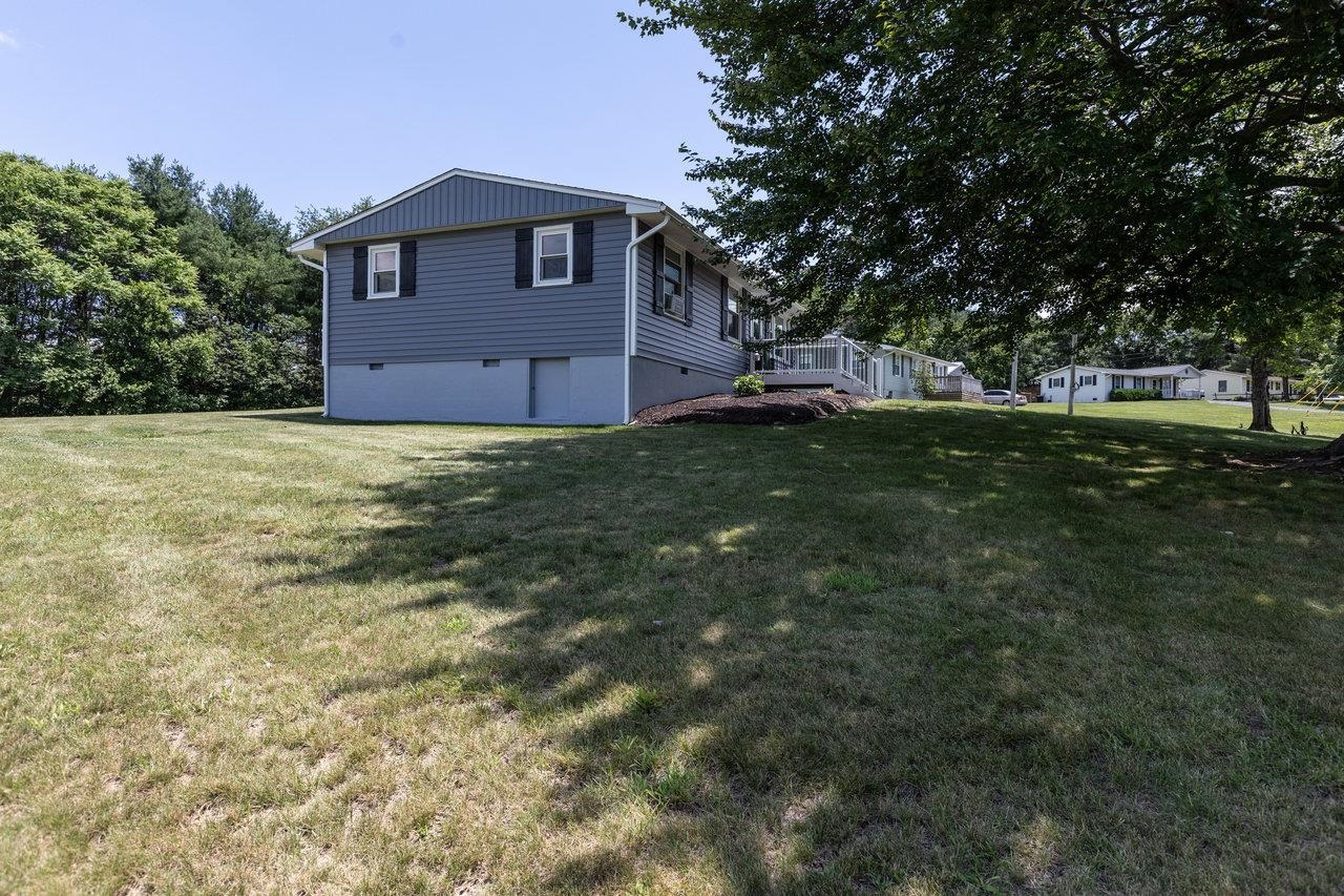 3307 OAK RIDGE RD