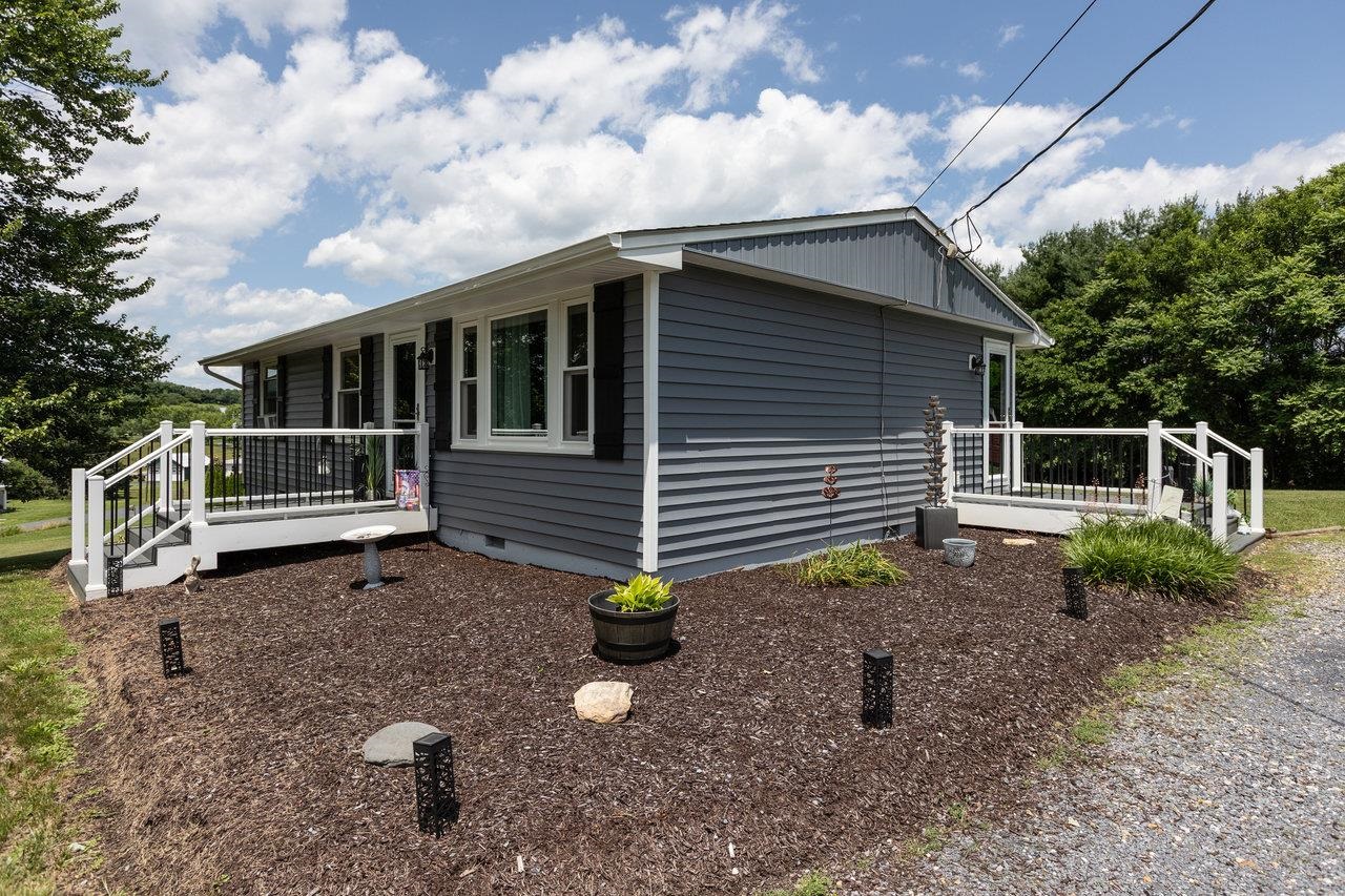 3307 OAK RIDGE RD