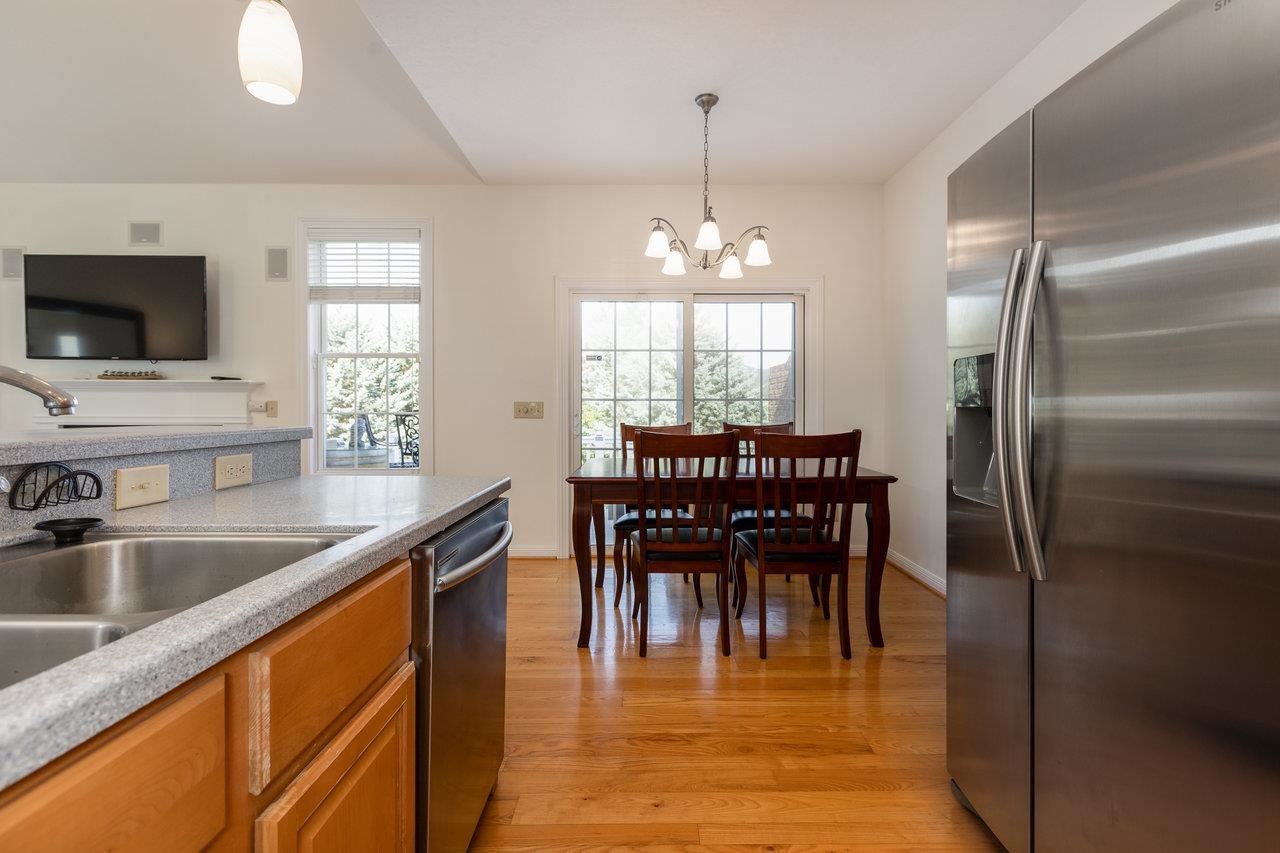 41 CAMBRIDGE CIR