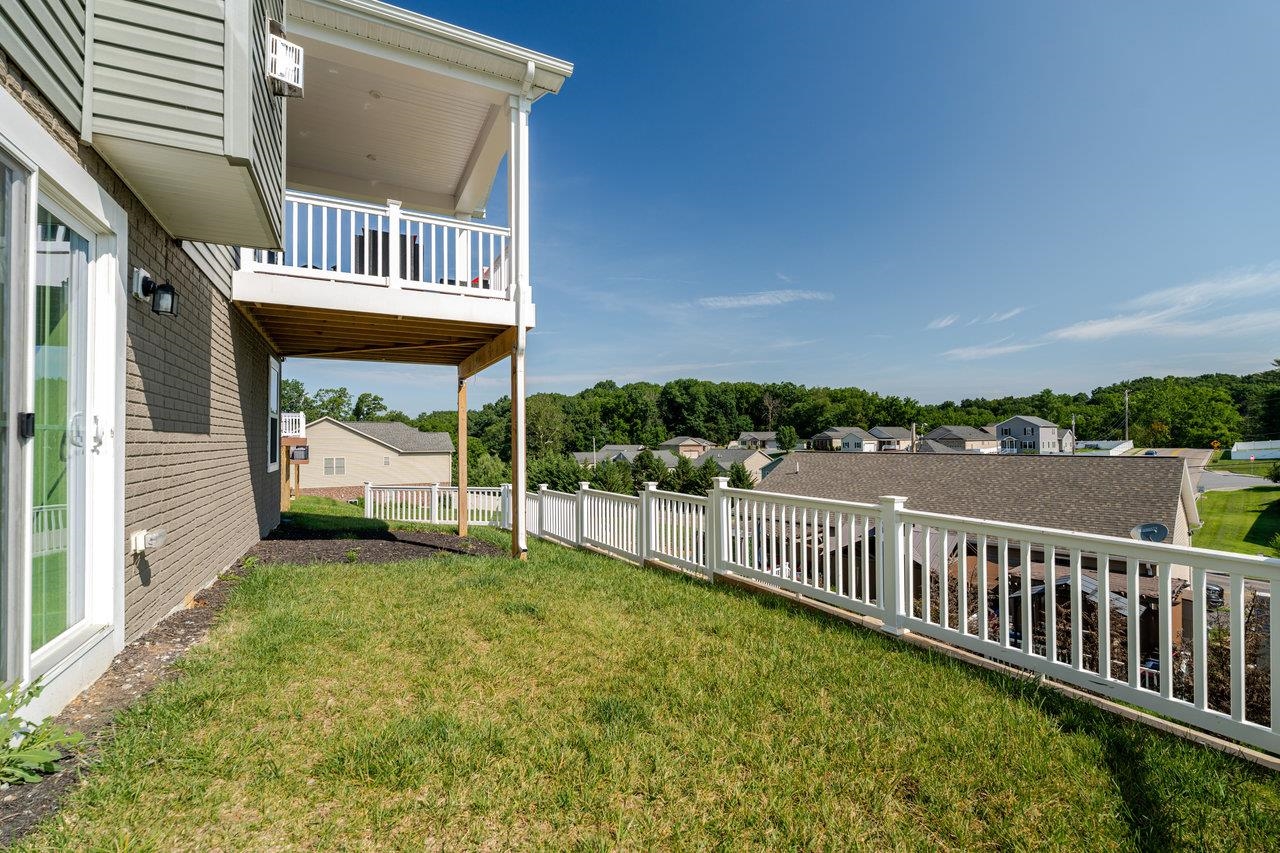 2758 DORVAL RD