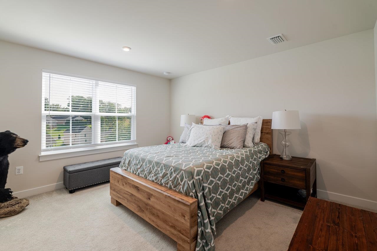 2758 DORVAL RD